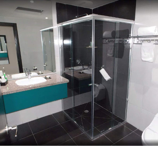 Bathroom 3, Hotel Valgus, Cuenca