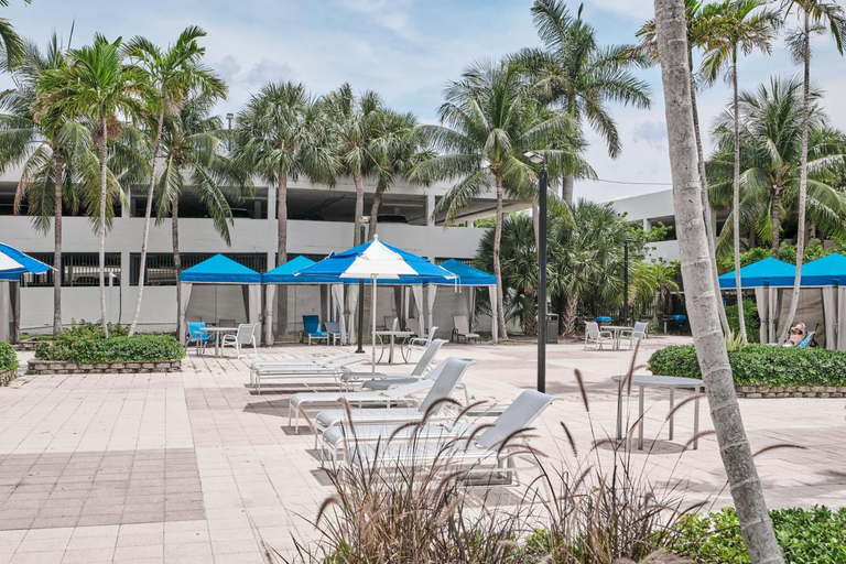 Sport & Beauty 2, MIAMI Collins Beach Apartments, Miami-Dade