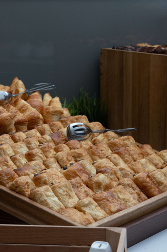 Food & Drinks 14