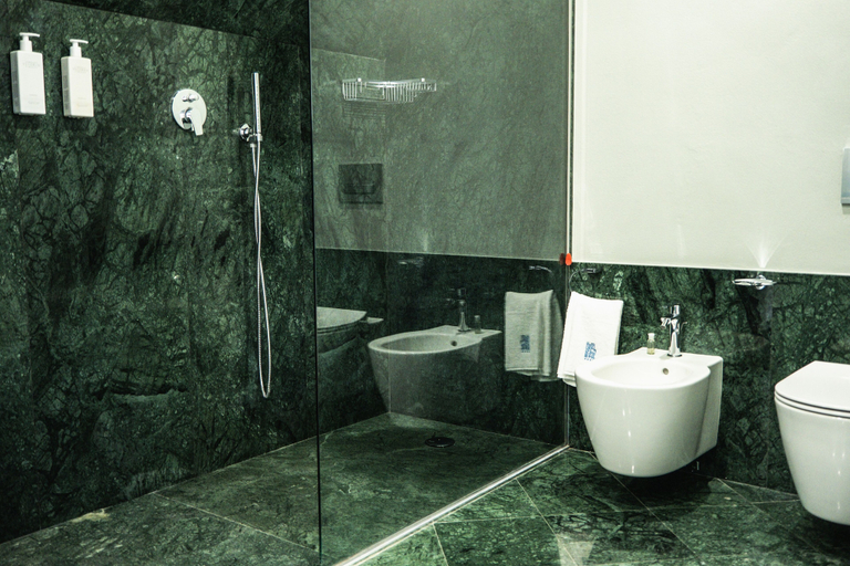 Bathroom 5, Hotel Salo' du Parc, Brescia