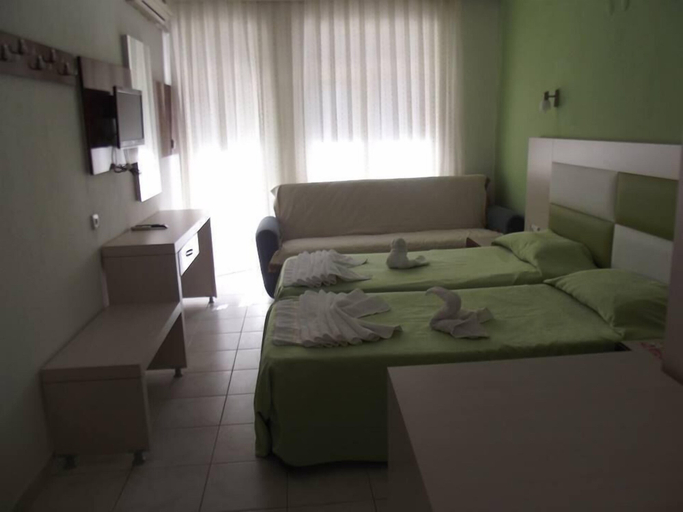 Bedroom 3, Derya Motel, Manavgat