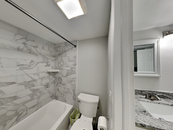 Bathroom 5, Madeira Beach Yacht Club 247g, Pinellas