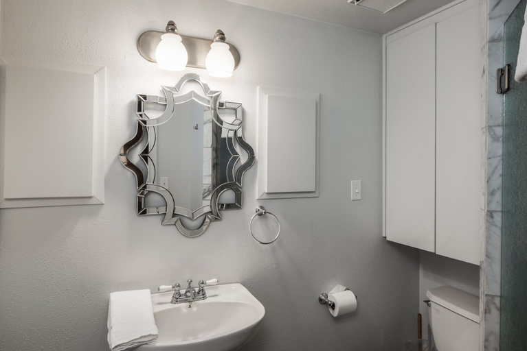 Bathroom 3, The Sanctuary at Ruidoso, Otero