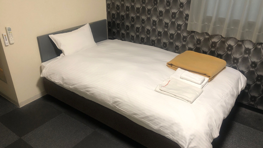 Bedroom 2, Business Hotel 910, Ōita