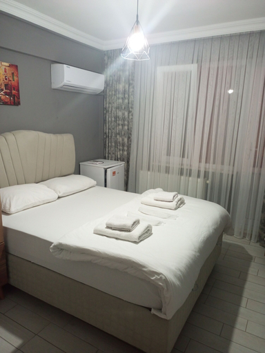 Bedroom 3, Munzur hostel, Edremit