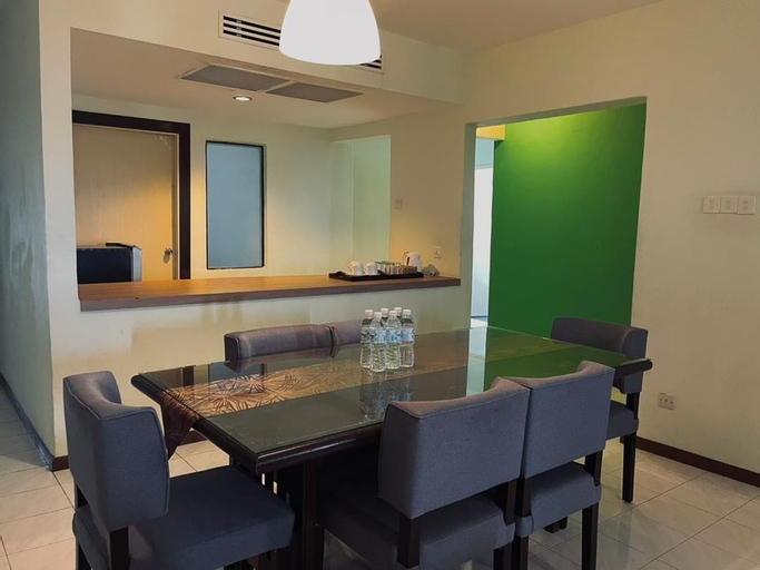Dining Room 3