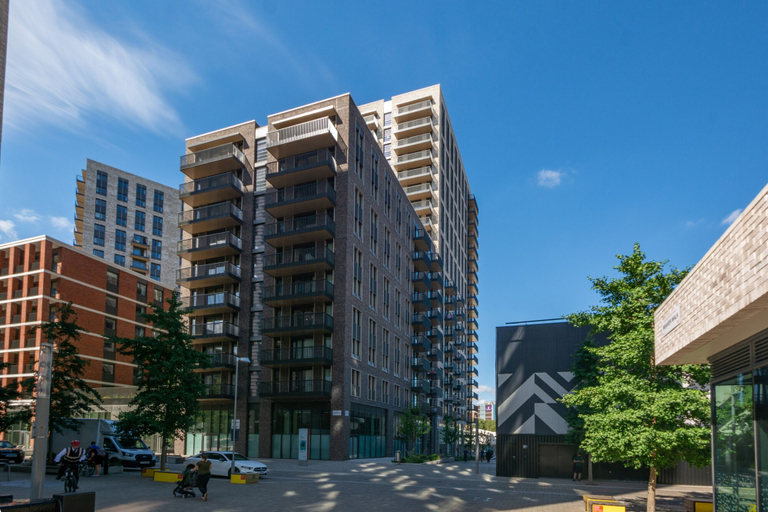 Exterior & Views, 2 Bedroom Service Apt in Artillery Lane, London