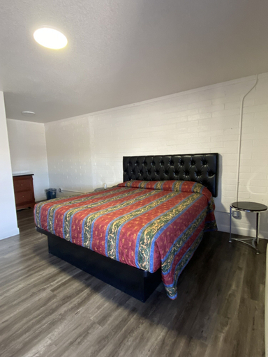 Bedroom 13