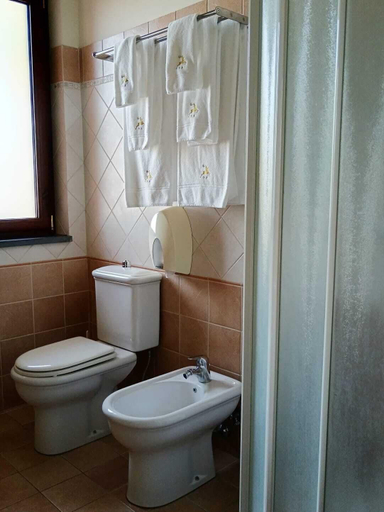 Bathroom 4, B&B Villa Hirschen, Catania