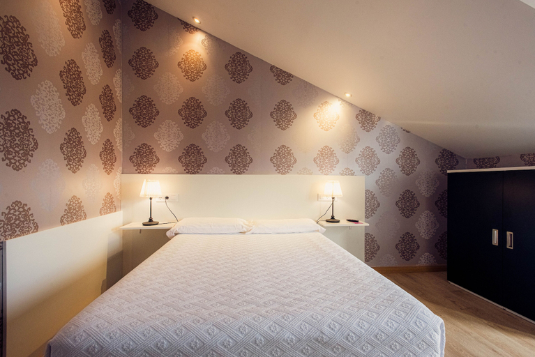 Bedroom 2, Apartamentos Spa Villa Pasiega, Cantabria