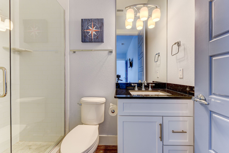 Bathroom 4, Coastal Heaven, Flagler