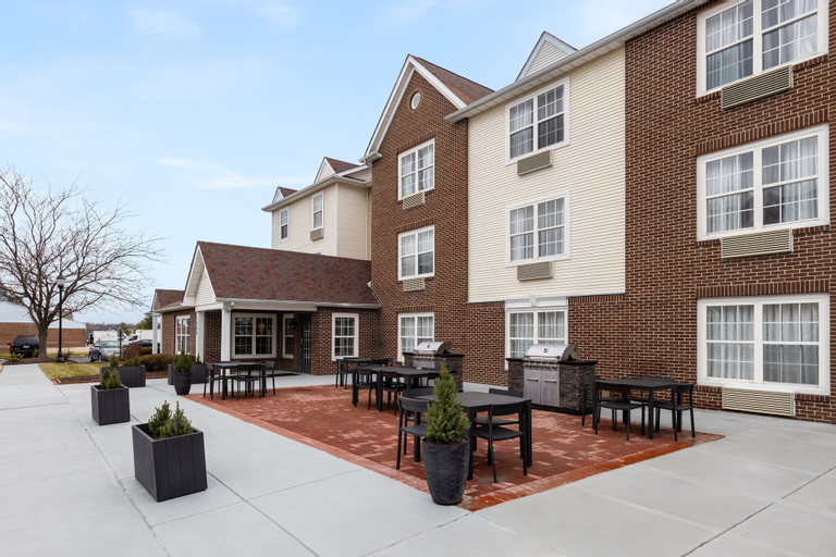 Exterior & Views 5, Candlewood Suites ST. LOUIS - ST. CHARLES, Saint Charles