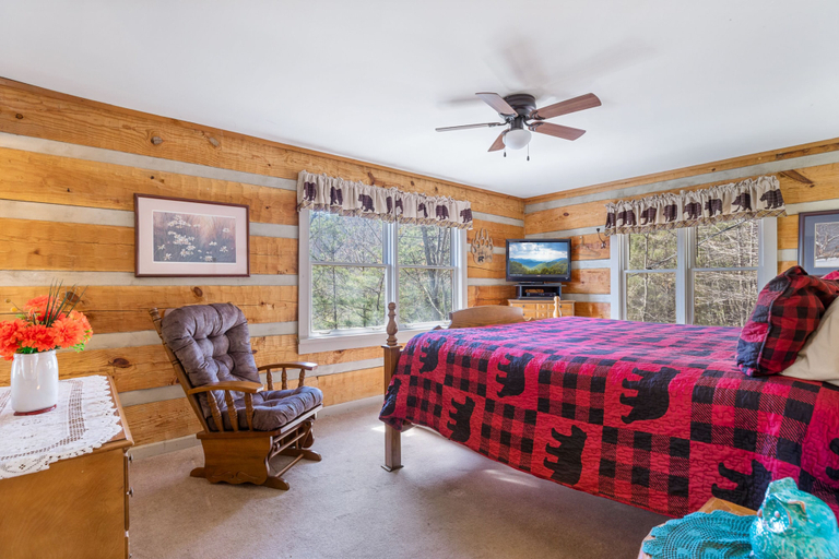 Bedroom 2, Mountain Vintage, Sevier