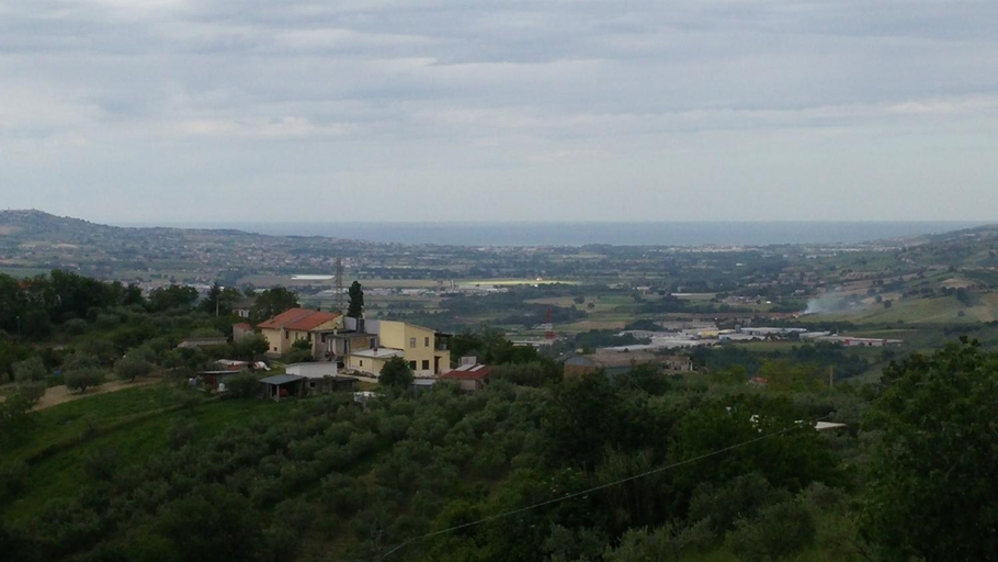 Others 5, Monteverde rural relax, Teramo