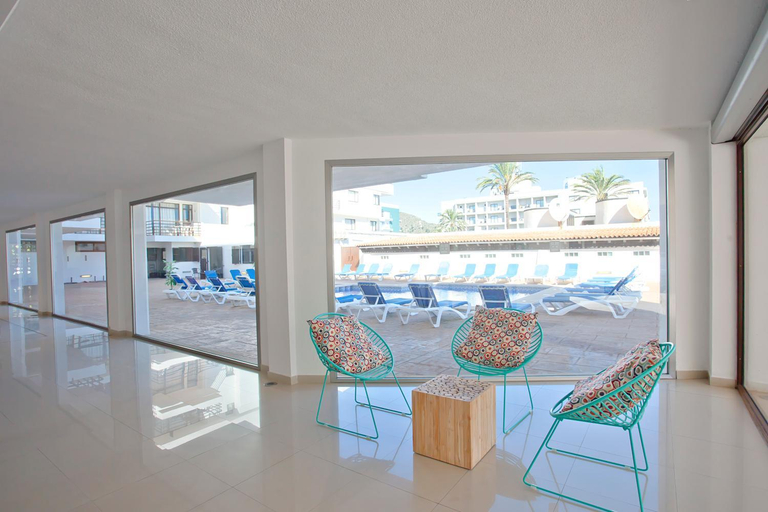 Others 5, Apartamentos Don Quijote, Baleares