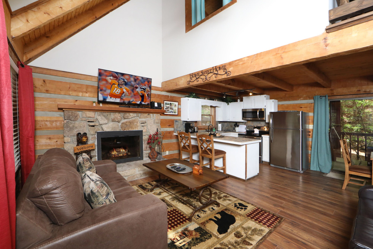 Others 4, Bear Trails - Two Bedroom Cabin, Sevier