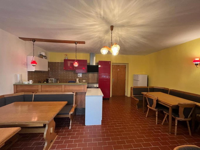 Others 2, Pension Strasser, Grieskirchen
