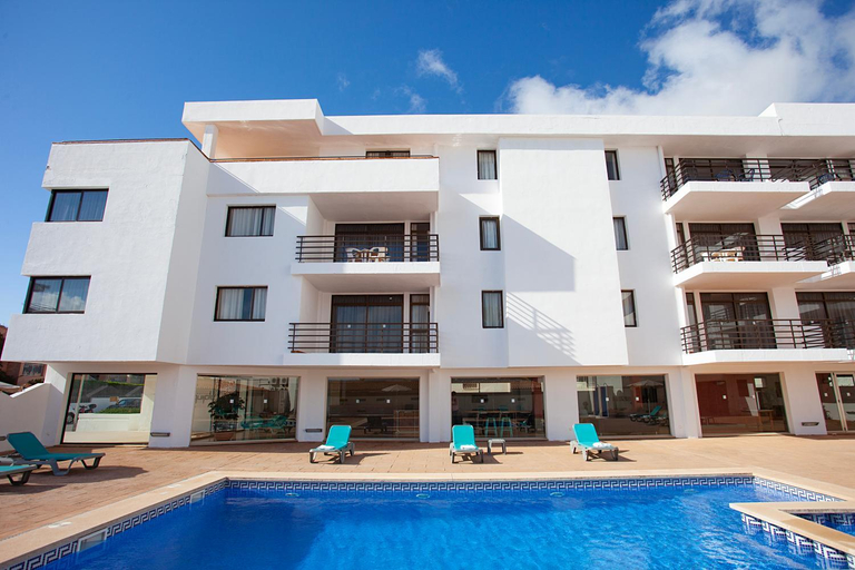 Others 3, Apartamentos Don Quijote, Baleares
