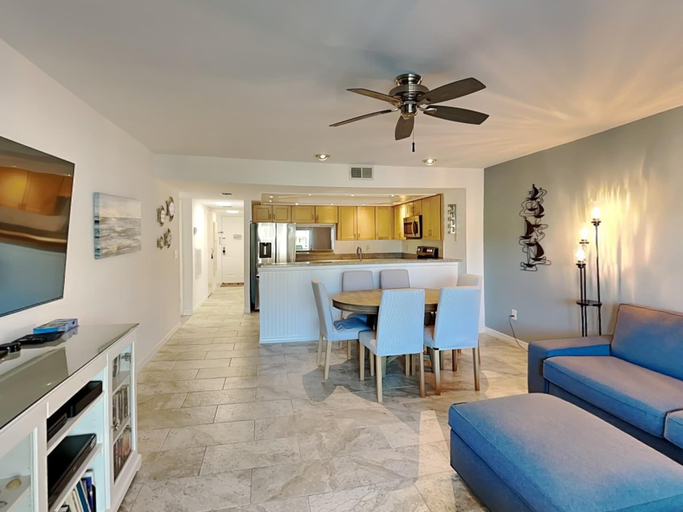 Others 5, Ocean Villas 113, Saint Johns
