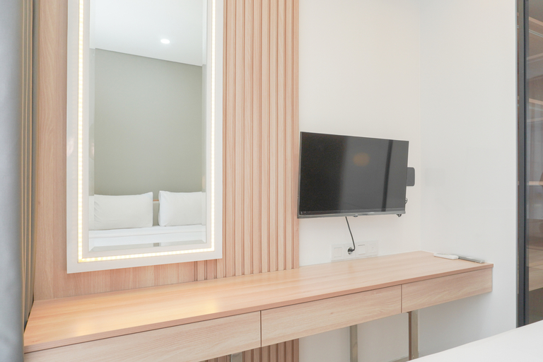 Others, Minimalist and Cozy 1BR Ciputra World 2 Apartment By Travelio, South Jakarta