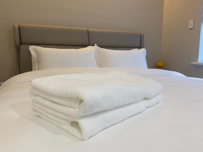 Bedroom 3, Sunny Ocean View Retreat, Joondalup