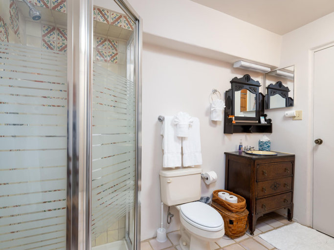 Bathroom 4, Gonzales Casita, Santa Fe