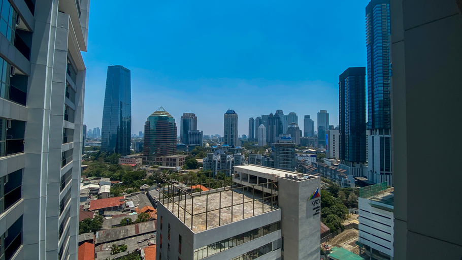 Exterior & Views 5, Minimalist and Cozy 1BR Ciputra World 2 Apartment By Travelio, South Jakarta