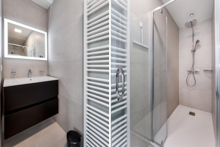 Others 5, Zonnig Luxueuze Appartementen La Coronne, West-Vlaanderen