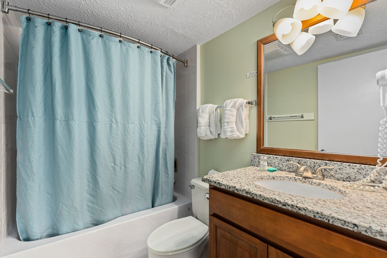 Bathroom 4, Deer Ridge Resort by Jackson Mountain Rentals, Sevier