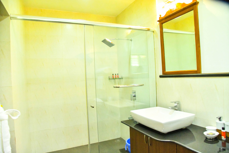 Bathroom 3, Niraamaya Private Home Stay Chikmagalur, Chikmagalur