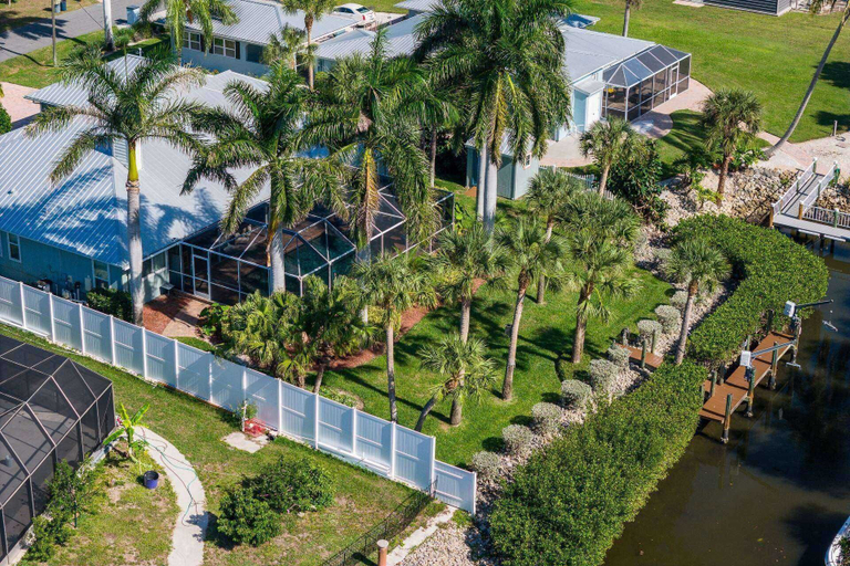 Exterior & Views 2, Nokomis Pool Home on the Canal, Sarasota