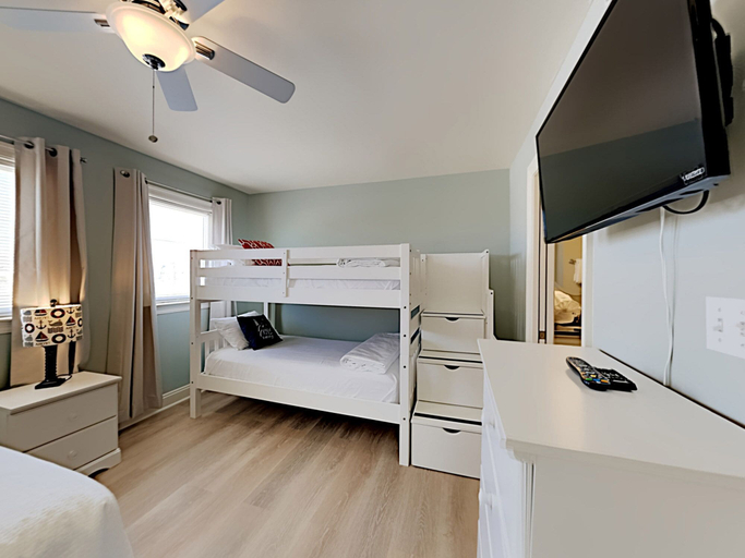 Bedroom 3, The Dory by Southern Vacation Rentals, Escambia