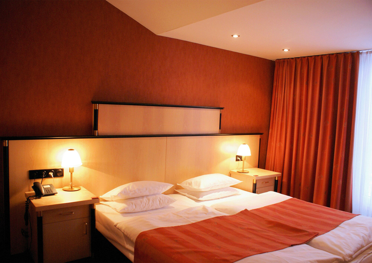 Bedroom 3, Arvena Messe Hotel an der NürnbergMesse, Nürnberg