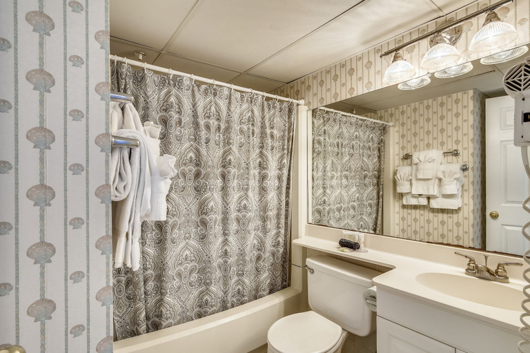 Bathroom, Casa Del Mar 119 - Carly's Casa, Galveston