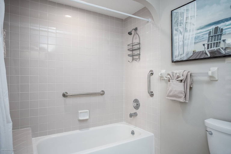 Bathroom 4, Nokomis Pool Home on the Canal, Sarasota