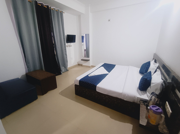Bedroom 2, Hotel New Blue Sapphire Katra, Reasi