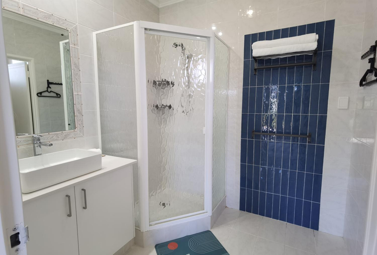 Bathroom 8