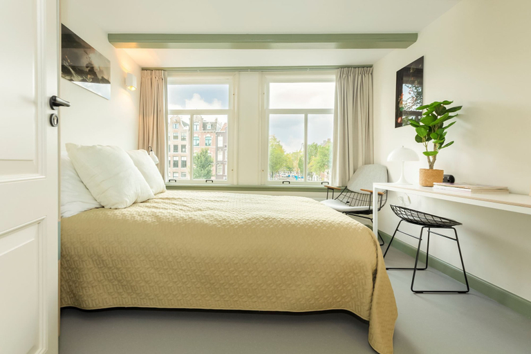 Bedroom 3, Red Ox - Super Central Canal View Rooms, Amsterdam
