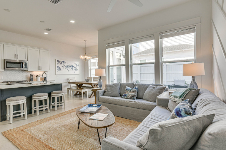 Others 1, Spacious Inlet Beach Home ~ 1/2 Mi to Beach!, Walton