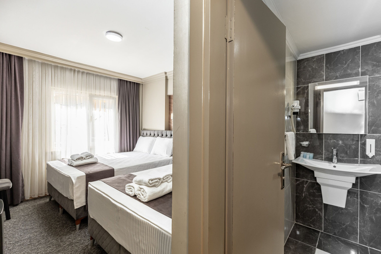 Bathroom 5, Loyal City Hotel, Yıldırım