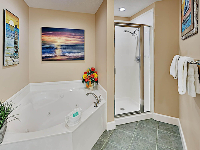 Bathroom 4, Phoenix on the Bay by Southern Vacation Rentals, Baldwin
