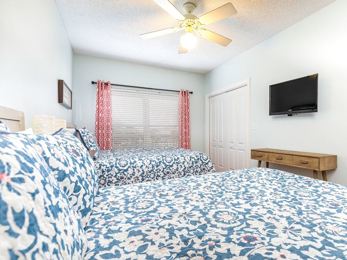 Bedroom 2, Sandpiper 1 by Tybee Vacation Rentals, Chatham