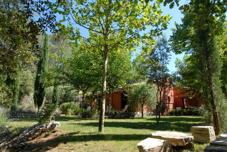 Others 5, Les Pierres Sauvages, Var