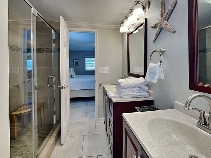 Bathroom 3, Sangria Dreams by Southern Vacation Rentals, Walton