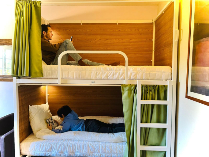 Bedroom 2, Naéco Erdeven, Morbihan