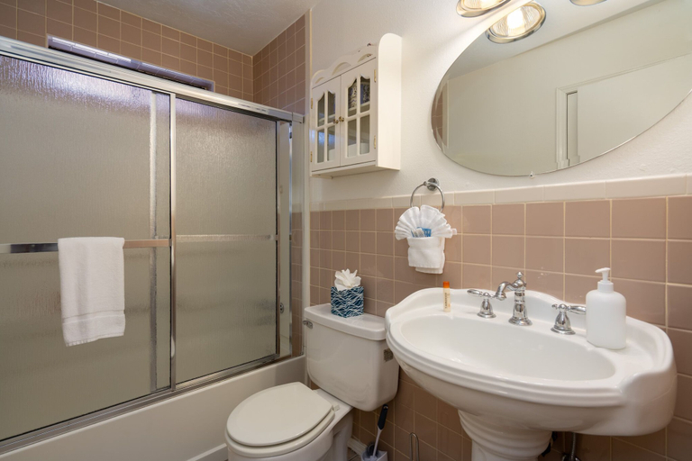 Bathroom 4, Casa de Loco Lobo, Santa Fe