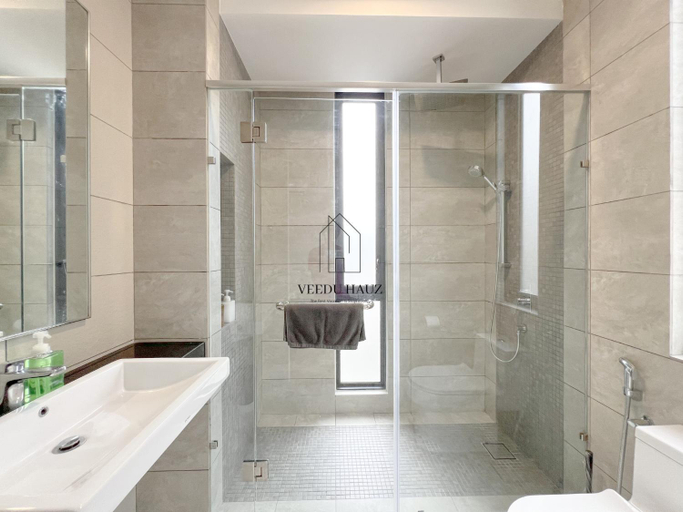 Bathroom 3, Sentral Suites at Kuala Lumpur Sentral by Veedu Hauz, Kuala Lumpur