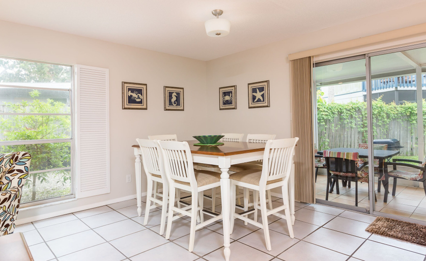 Others 5, Crescent Street by VTrips, Sarasota