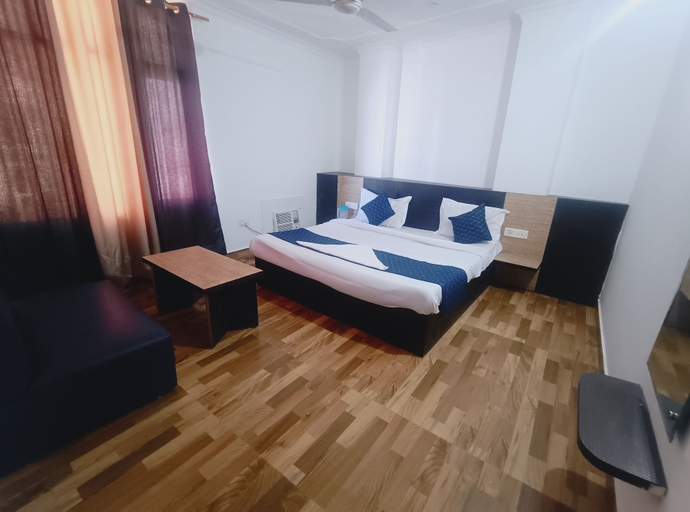 Bedroom 5, Hotel New Blue Sapphire Katra, Reasi