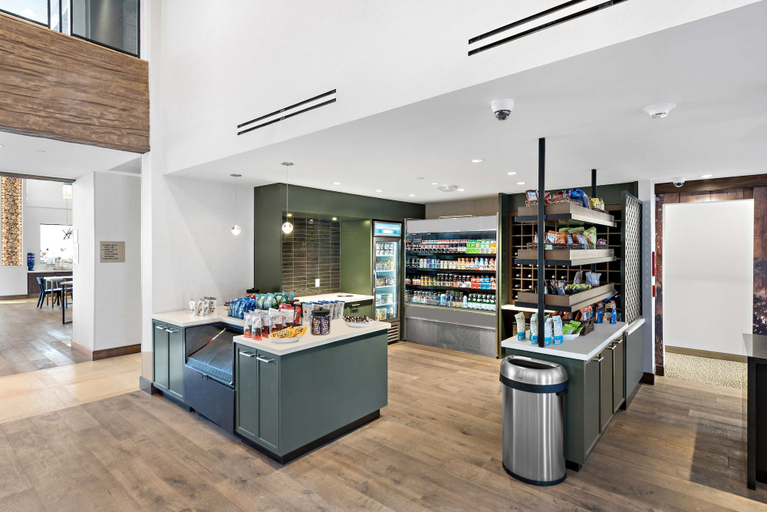 Food & Drinks 5, Home2 Suites By Hilton Big Bear Lake, San Bernardino